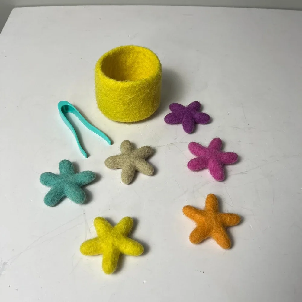 Lovevery Felt Stars Sorting Set Toddler OS Multicolor Montessori Sensory Toy